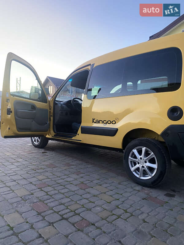 Грузовой фургон Renault Kangoo 2008 в Жовтанцах