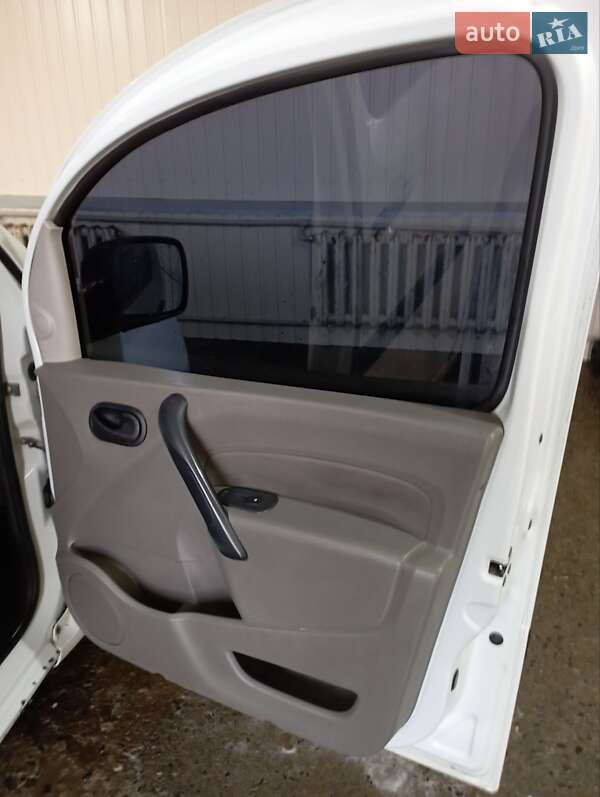 Минивэн Renault Kangoo 2008 в Путиле фото 13 Минивэн Renault Kangoo 2008 в Путиле