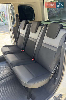 Минивэн Renault Kangoo 2017 в 