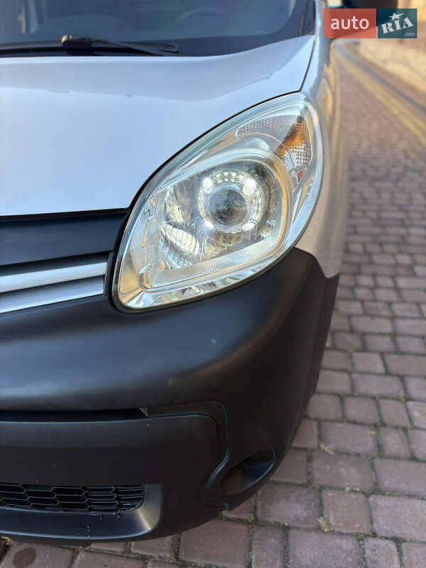 Грузопассажирский фургон Renault Kangoo 2015 в Запорожье