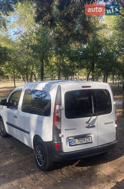 Минивэн Renault Kangoo 2013 в 