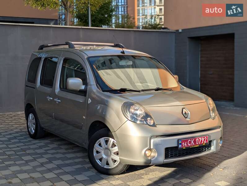 Минивэн Renault Kangoo 2011 в Ивано-Франковске