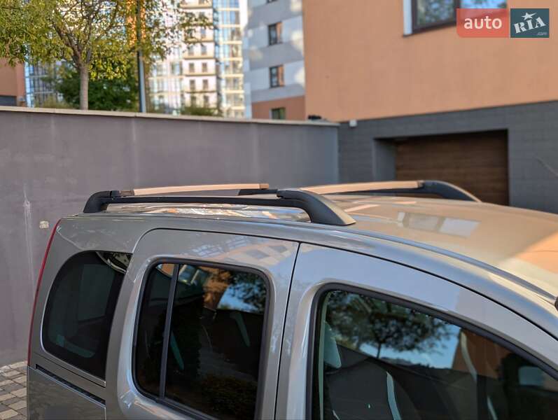 Минивэн Renault Kangoo 2011 в Ивано-Франковске