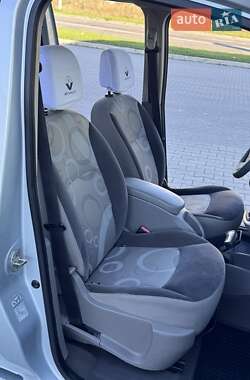 Минивэн Renault Kangoo 2009 в 