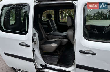 Минивэн Renault Kangoo 2012 в 
