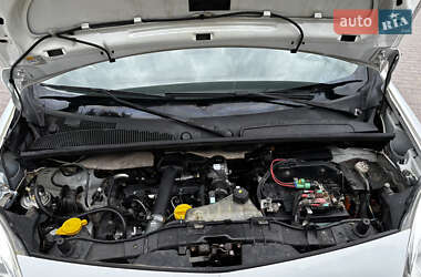 Минивэн Renault Kangoo 2012 в 