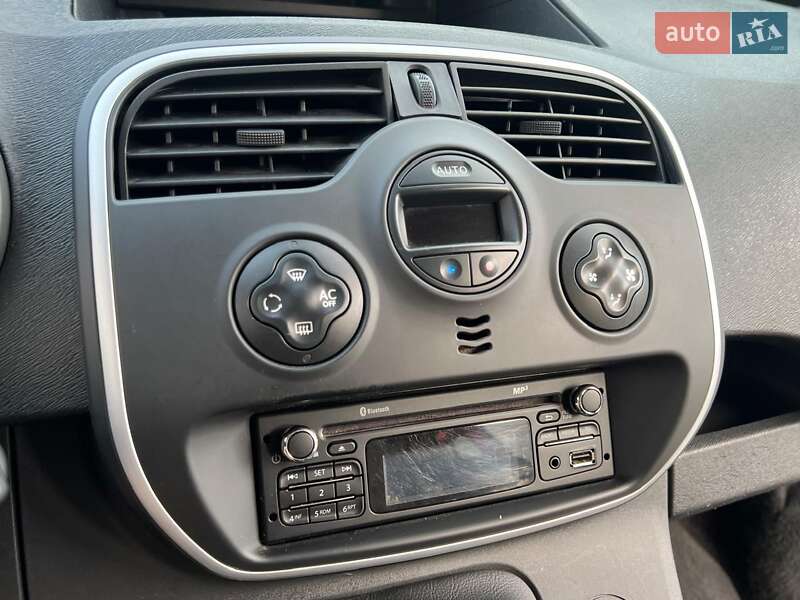 Минивэн Renault Kangoo 2015 в Киеве