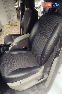 Мінівен Renault Kangoo 2010 в 