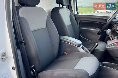 Грузовой фургон Renault Kangoo 2019 в 