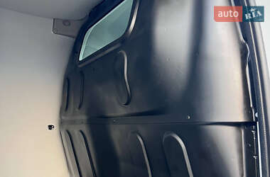 Грузовой фургон Renault Kangoo 2019 в 