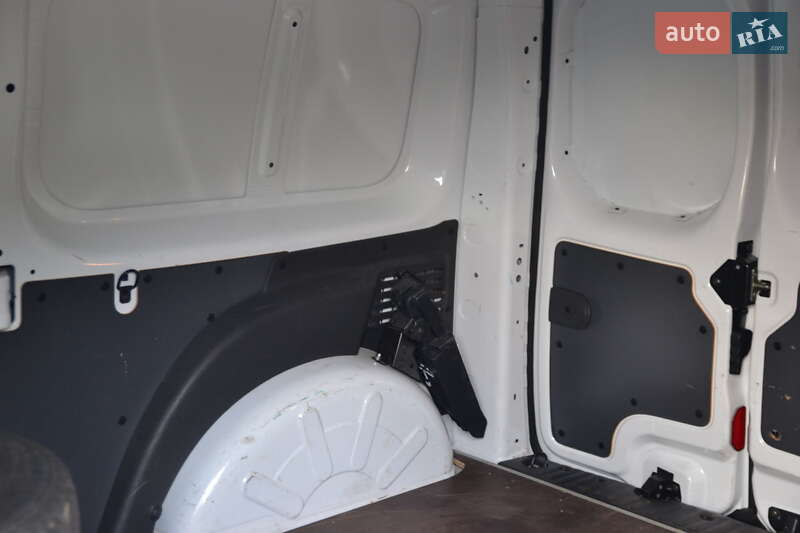 Грузовой фургон Renault Kangoo 2018 в Луцке