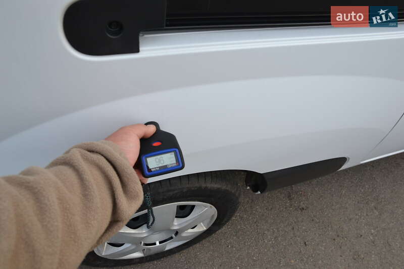 Грузовой фургон Renault Kangoo 2018 в Луцке
