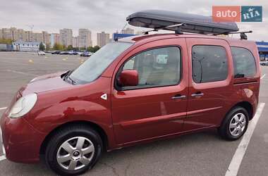 Минивэн Renault Kangoo 2010 в 