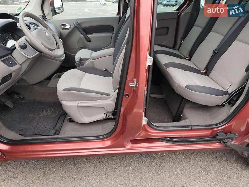 Минивэн Renault Kangoo 2010 в Киеве