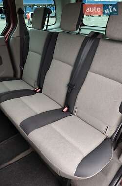 Минивэн Renault Kangoo 2010 в 
