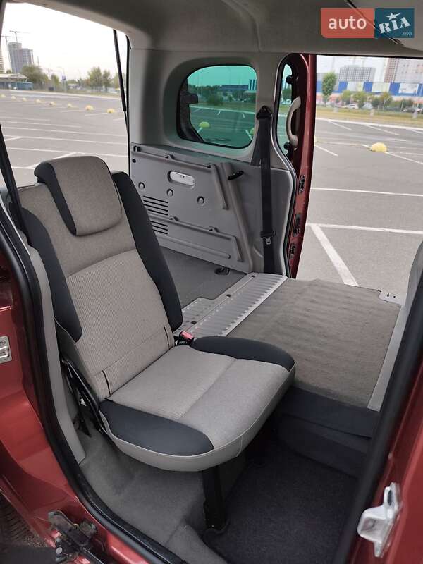 Минивэн Renault Kangoo 2010 в Киеве