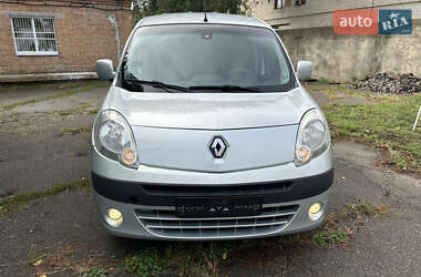 Минивэн Renault Kangoo 2010 в 