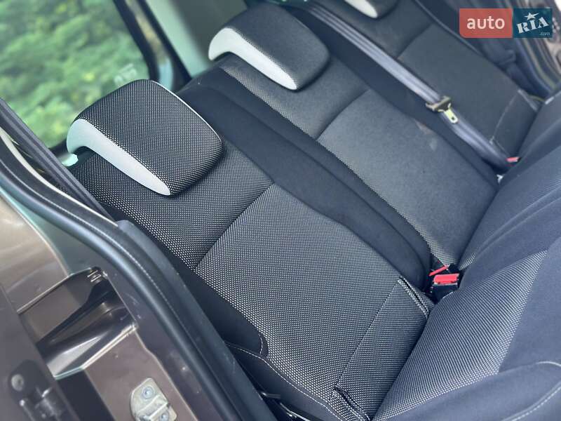 Минивэн Renault Kangoo 2015 в Дрогобыче