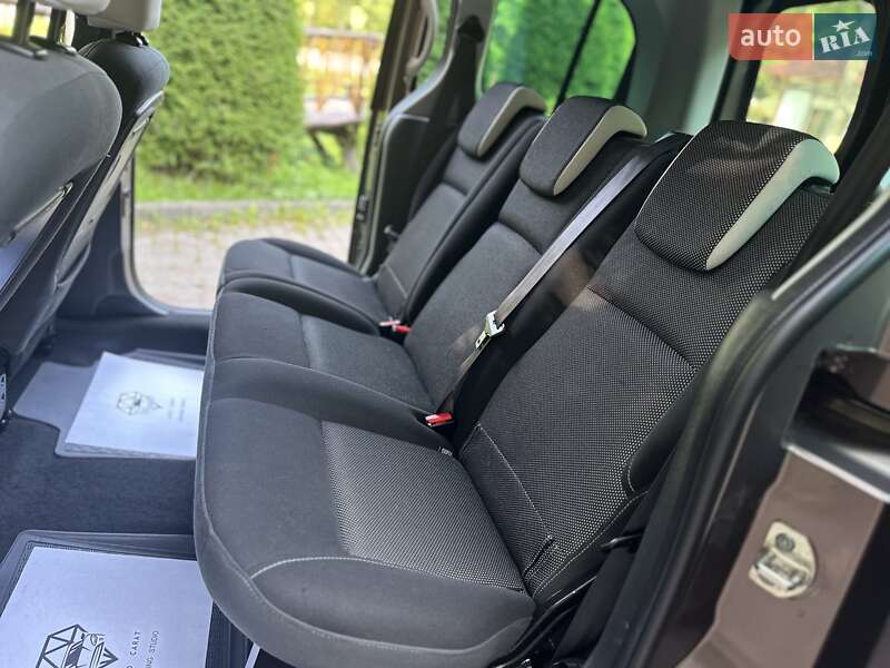 Минивэн Renault Kangoo 2015 в Дрогобыче