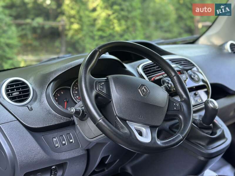 Минивэн Renault Kangoo 2015 в Дрогобыче