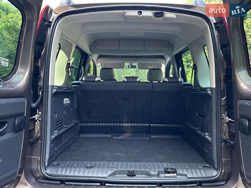 Минивэн Renault Kangoo 2015 в Дрогобыче