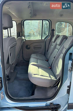 Минивэн Renault Kangoo 2009 в 