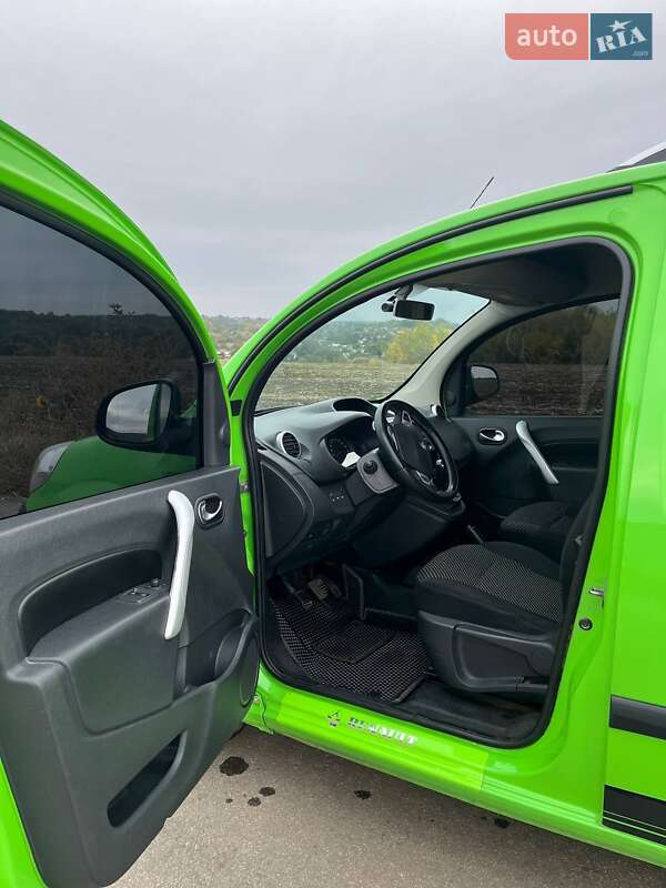 Грузовой фургон Renault Kangoo 2017 в Умани