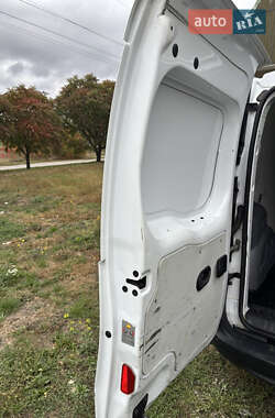 Грузовой фургон Renault Kangoo 2013 в 
