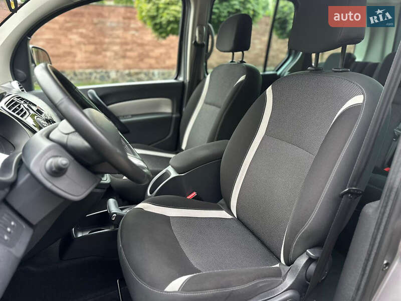Минивэн Renault Kangoo 2015 в Ровно