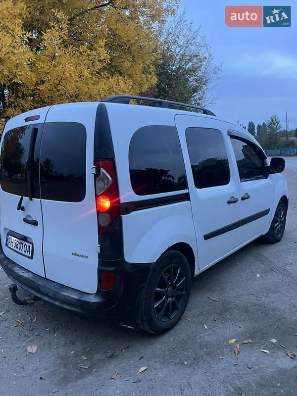 Вантажний фургон Renault Kangoo 2009 в Дніпрі фото 2 Вантажний фургон Renault Kangoo 2009 в Дніпрі