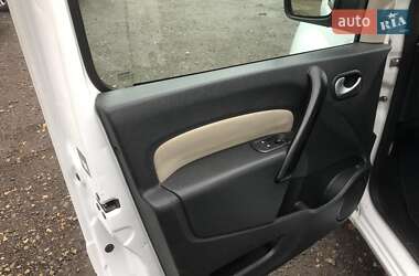 Минивэн Renault Kangoo 2011 в 