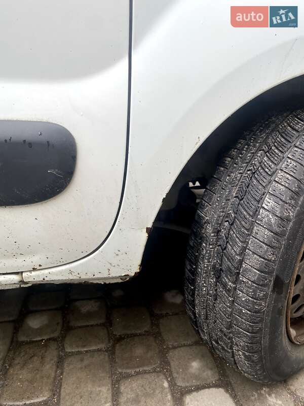 Грузовой фургон Renault Kangoo 2005 в Черкассах фото 18 Грузовой фургон Renault Kangoo 2005 в Черкассах