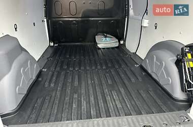 Грузовой фургон Renault Kangoo 2019 в 