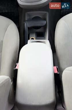 Минивэн Renault Kangoo 2009 в 