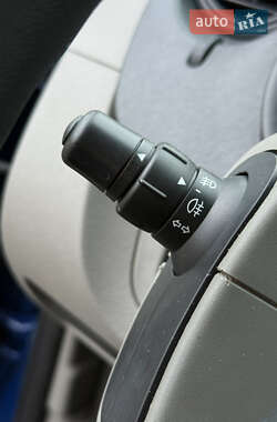 Минивэн Renault Kangoo 2009 в 