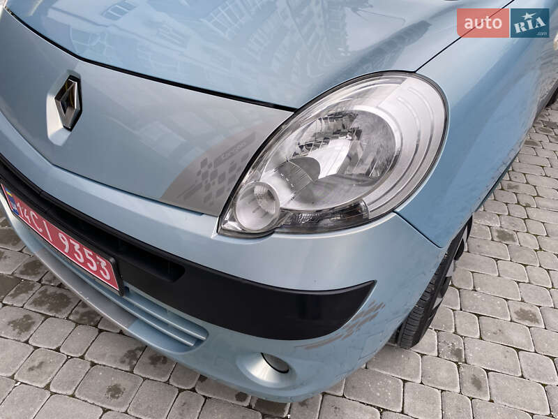 Минивэн Renault Kangoo 2010 в Ивано-Франковске