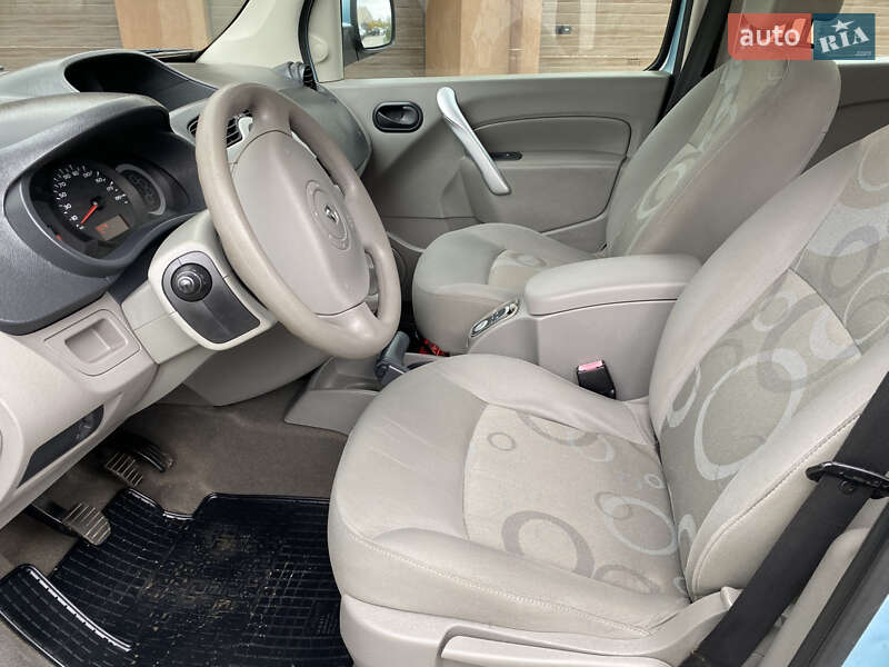 Минивэн Renault Kangoo 2010 в Ивано-Франковске