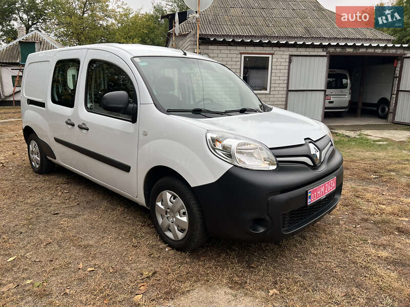 Мінівен Renault Kangoo 2017 в Дніпрі