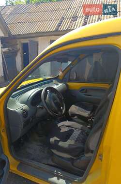 Грузовой фургон Renault Kangoo 2000 в 