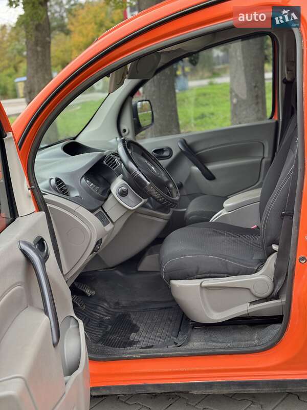 Минивэн Renault Kangoo 2009 в Кицмани фото 9 Минивэн Renault Kangoo 2009 в Кицмани