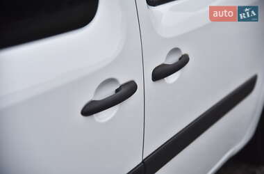 Минивэн Renault Kangoo 2008 в 