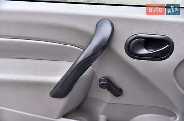 Минивэн Renault Kangoo 2008 в 
