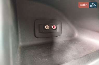 Грузовой фургон Renault Kangoo 2013 в 