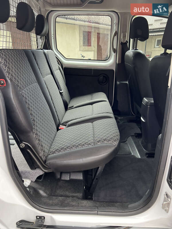 Минивэн Renault Kangoo 2015 в Дубно