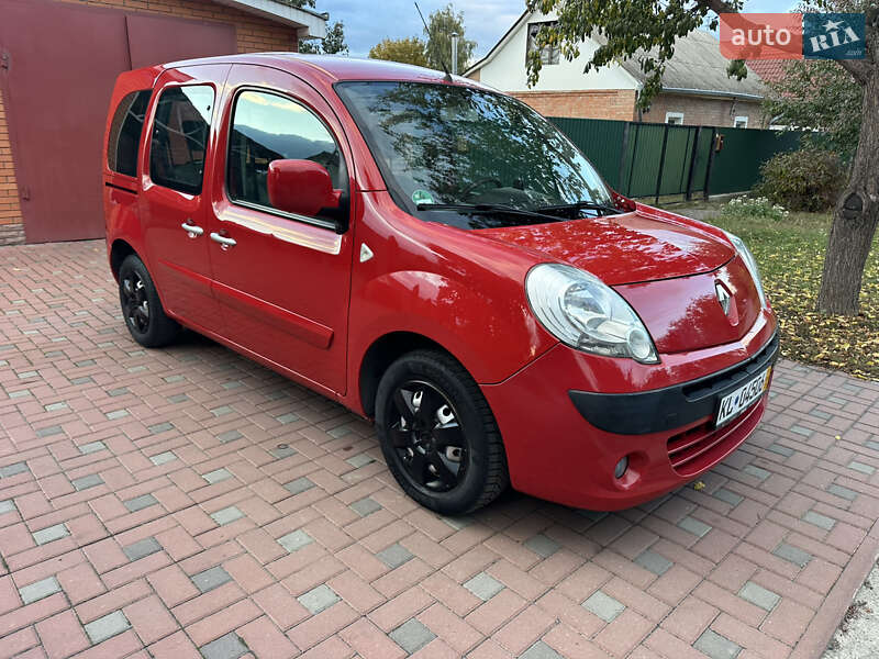 Минивэн Renault Kangoo 2012 в Лубнах