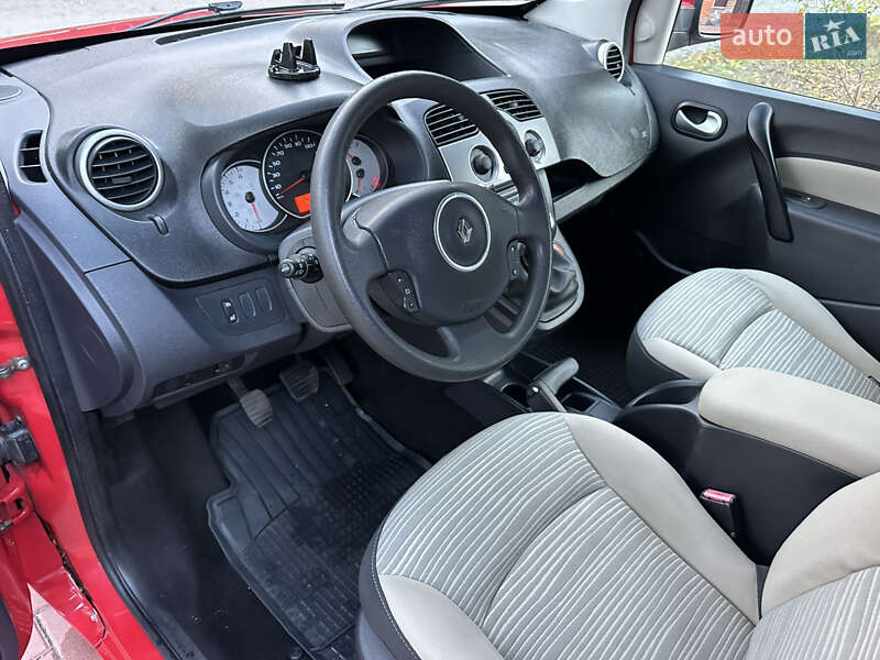 Минивэн Renault Kangoo 2012 в Лубнах