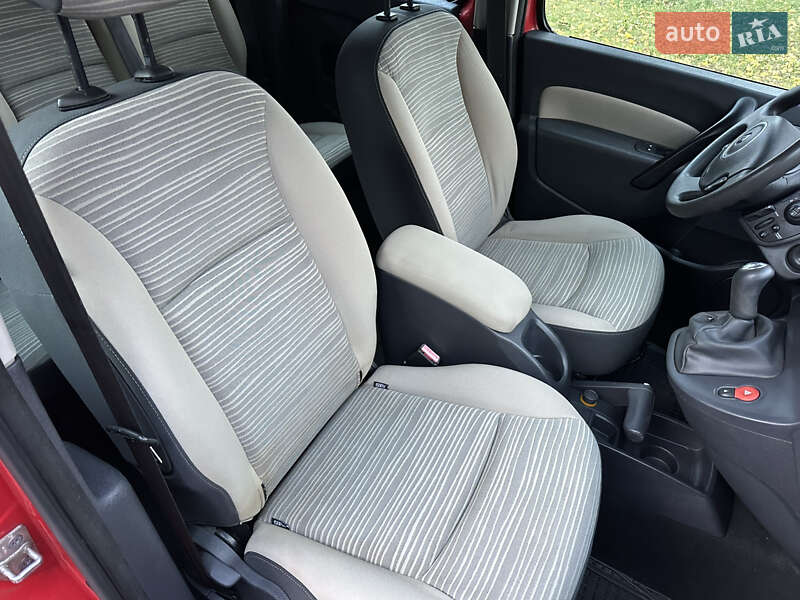 Минивэн Renault Kangoo 2012 в Лубнах