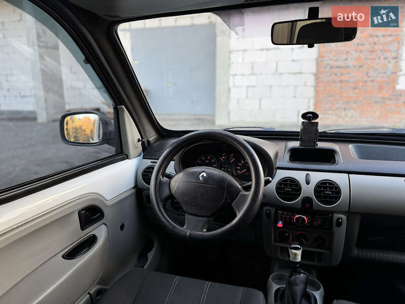 Минивэн Renault Kangoo 2004 в Хмельницком