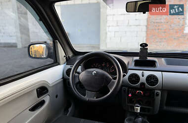 Минивэн Renault Kangoo 2004 в 