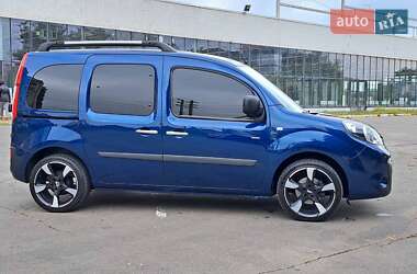Минивэн Renault Kangoo 2016 в 